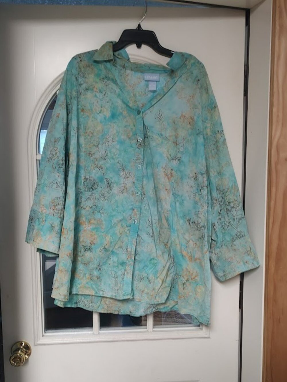 Liz & Me Light Blue Flowered 3/4 Sleeve Button Down Shirt Women's 5X 34/36W
